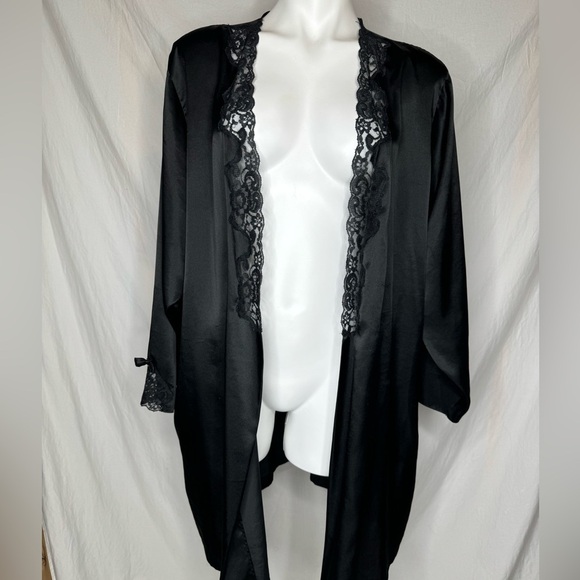 Vintage Cacique 90s Silky Black Mini Laced Robe or Open Cardigan Size Medium - Picture 5 of 6